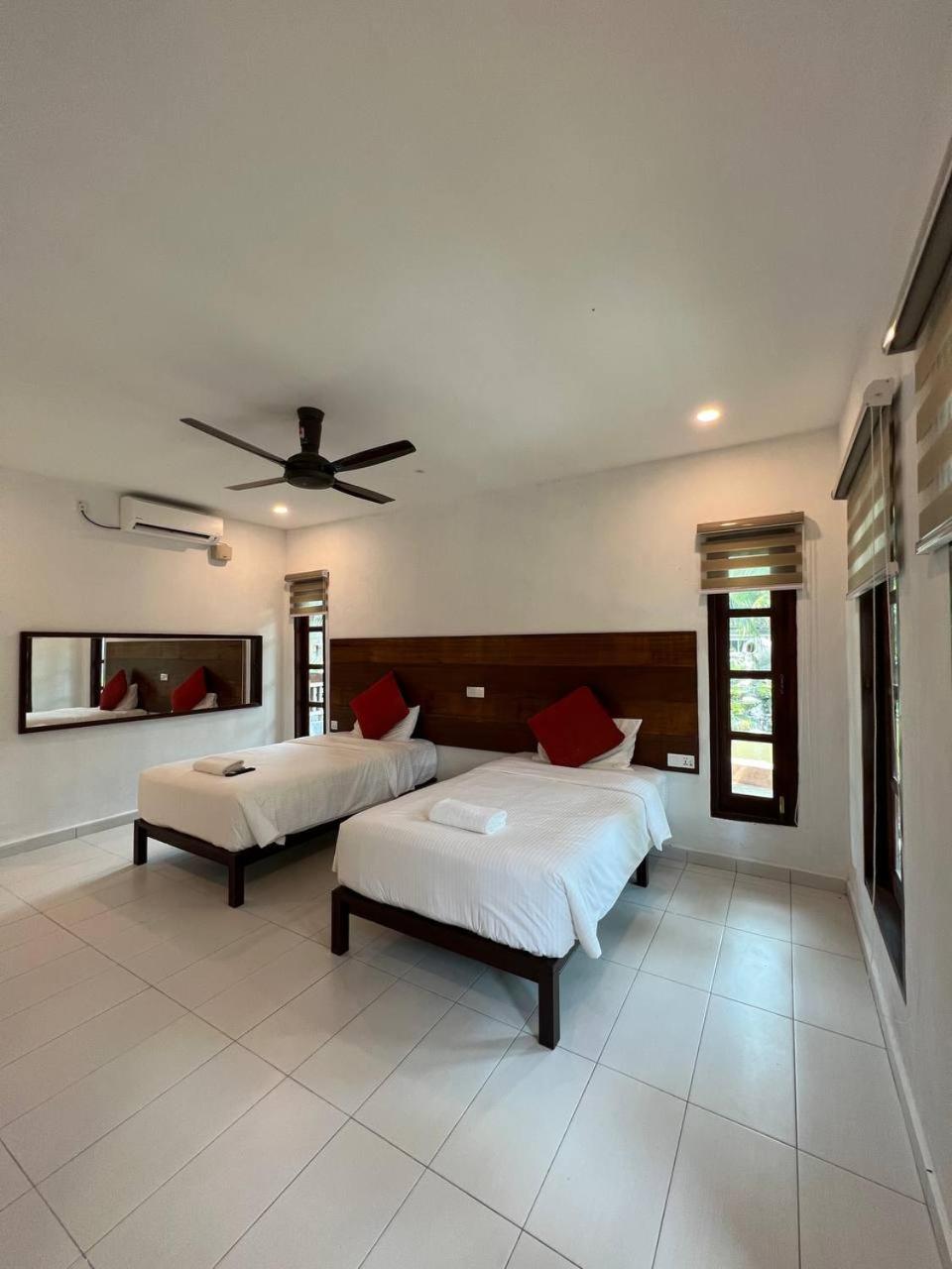 Airis Sanctuary Resort Pantai Cenang  Exterior photo