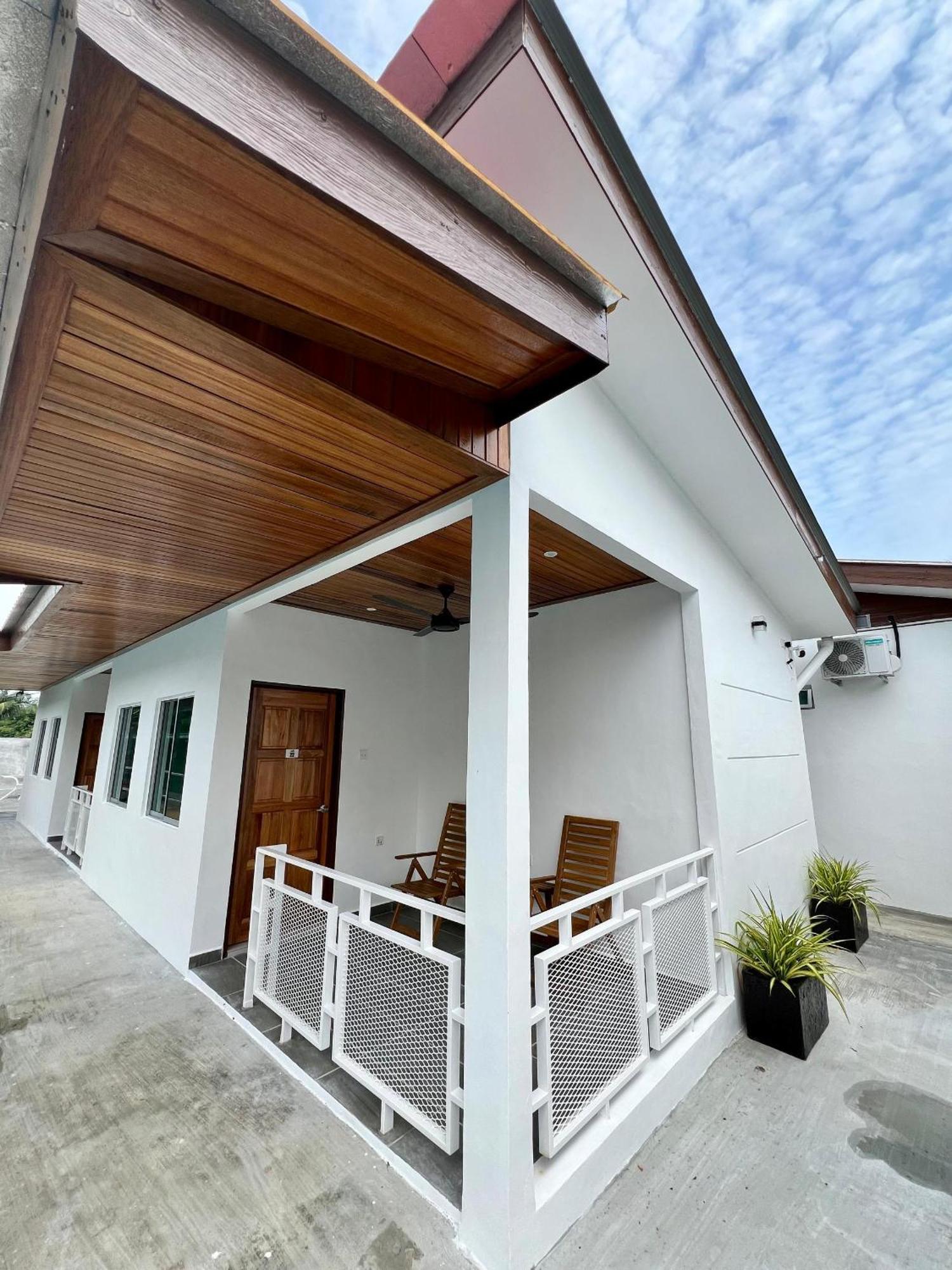 Airis Sanctuary Resort Pantai Cenang  Exterior photo