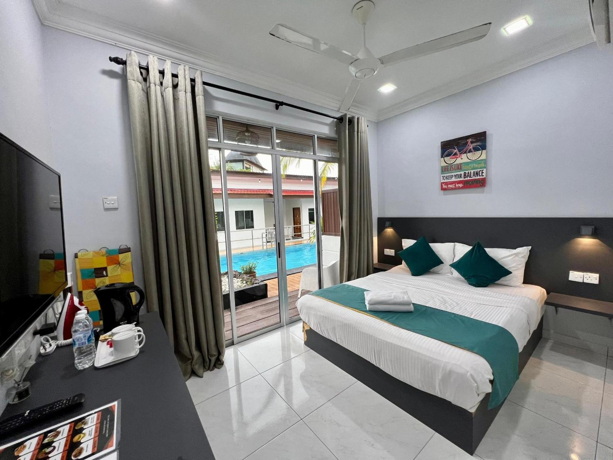 Airis Sanctuary Resort Pantai Cenang  Exterior photo